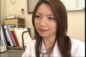 Indecent diagnosis of woman doctor Tomoe Hinatsu 01